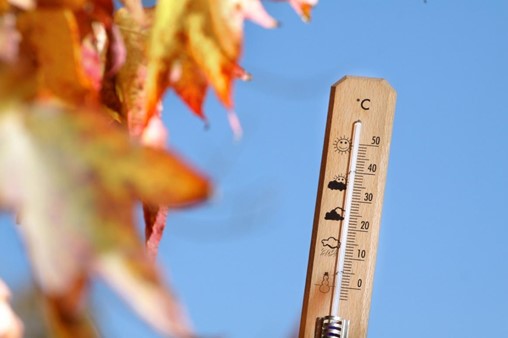 thermometer on sunny day